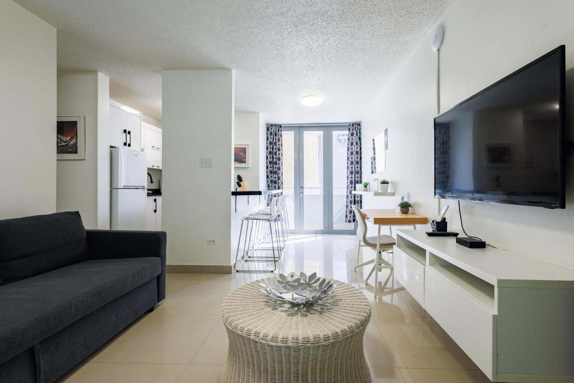 Apartamento com Varanda