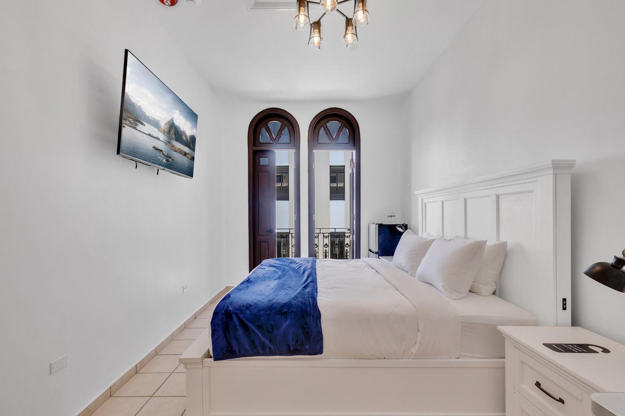 Suite with Balcony